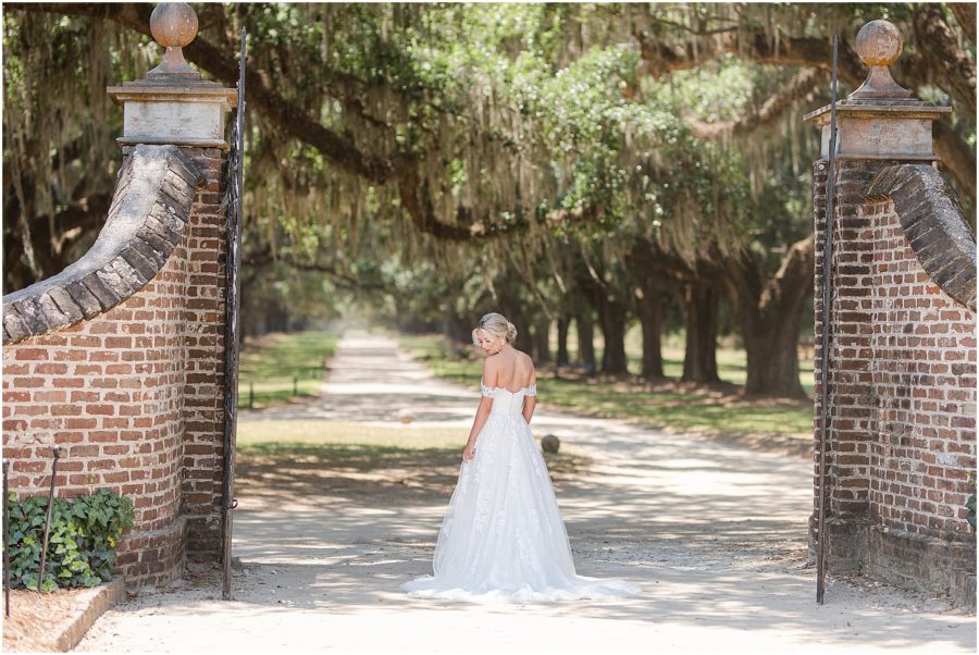 Boone Hall Bridal Portraits by Christa Rene Photography